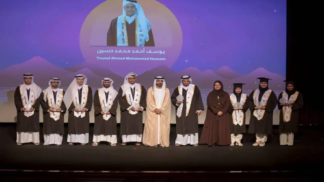 سالم بن عبدالرحمن يحضر الحفل الختامي لمهرجان الشارقة الإنسانية
